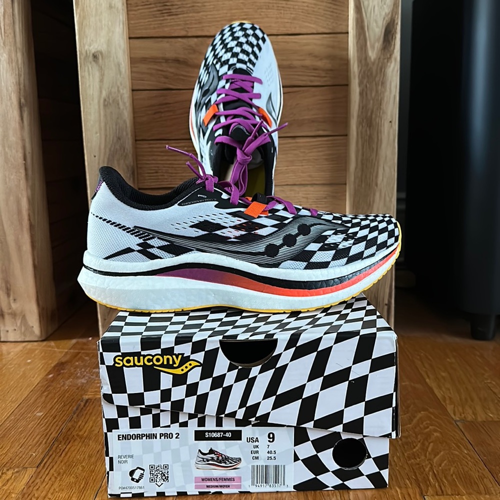 Women’s Saucony Endorphin Pro 2